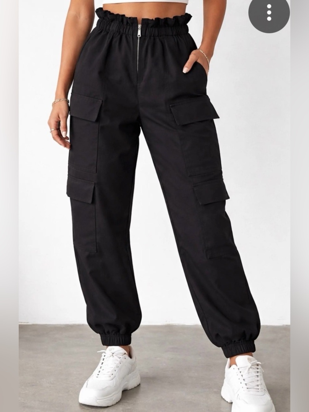 Banana Republic Sport Beige Tapered Cargo Pants – Size M